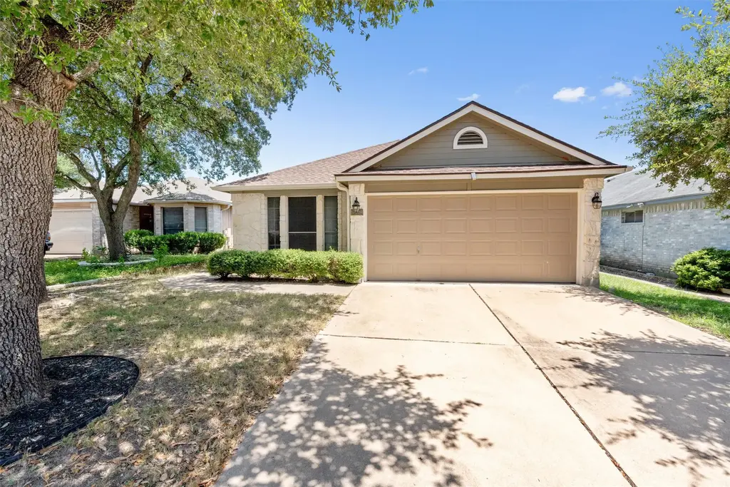 17537 Loch Linnhe Loop, Pflugerville