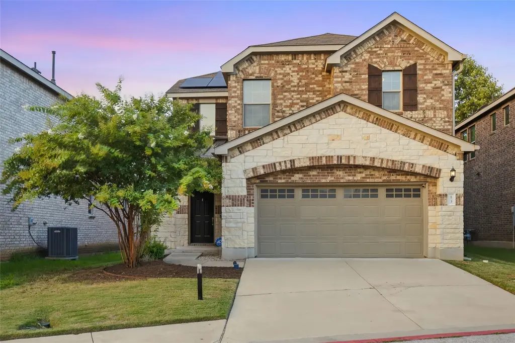1050 Kenney Fort Crossing 13, Round Rock