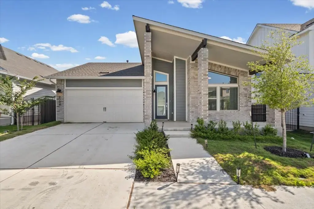 9704 Boathouse Drive, Austin