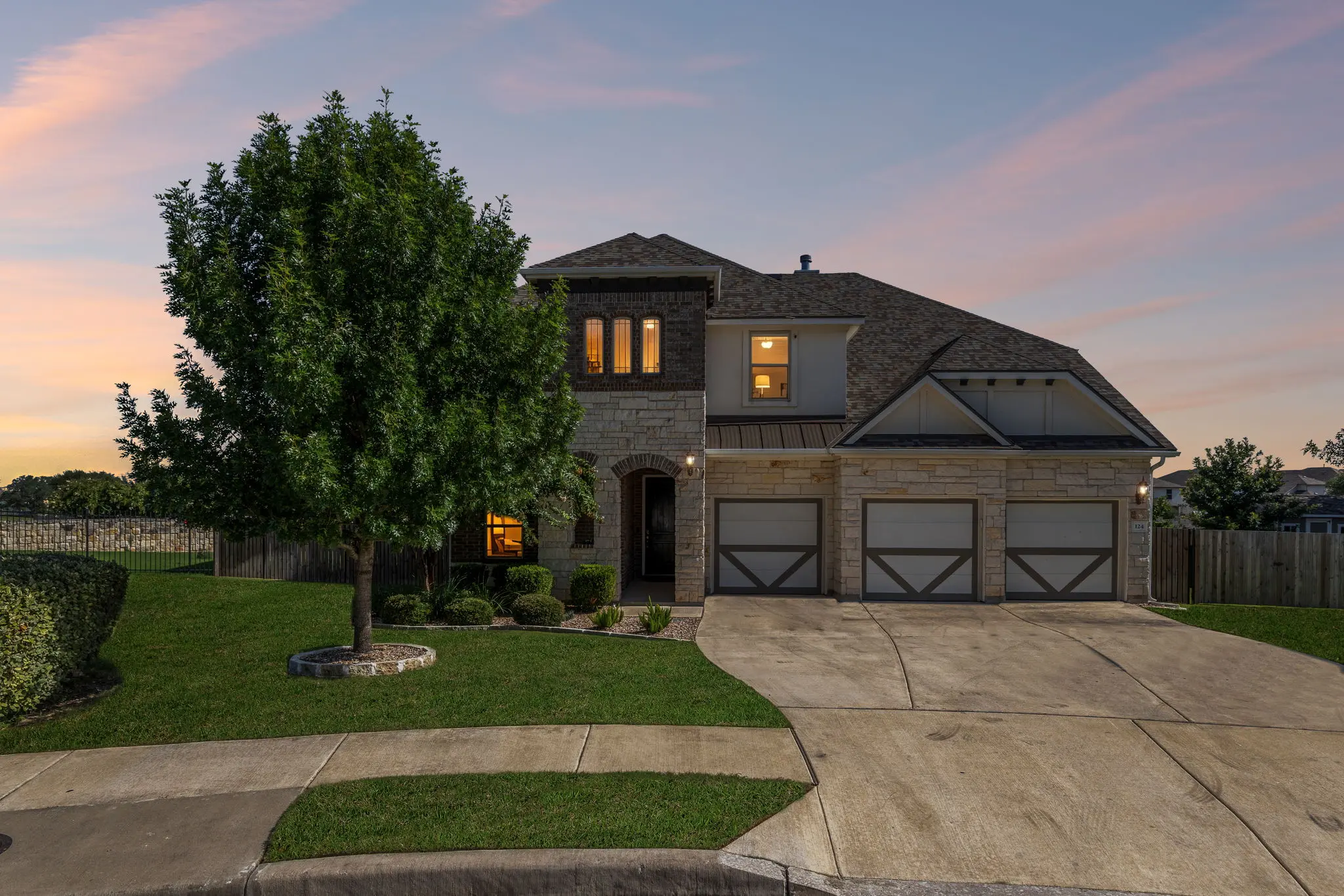 Photo of Listing #7538200