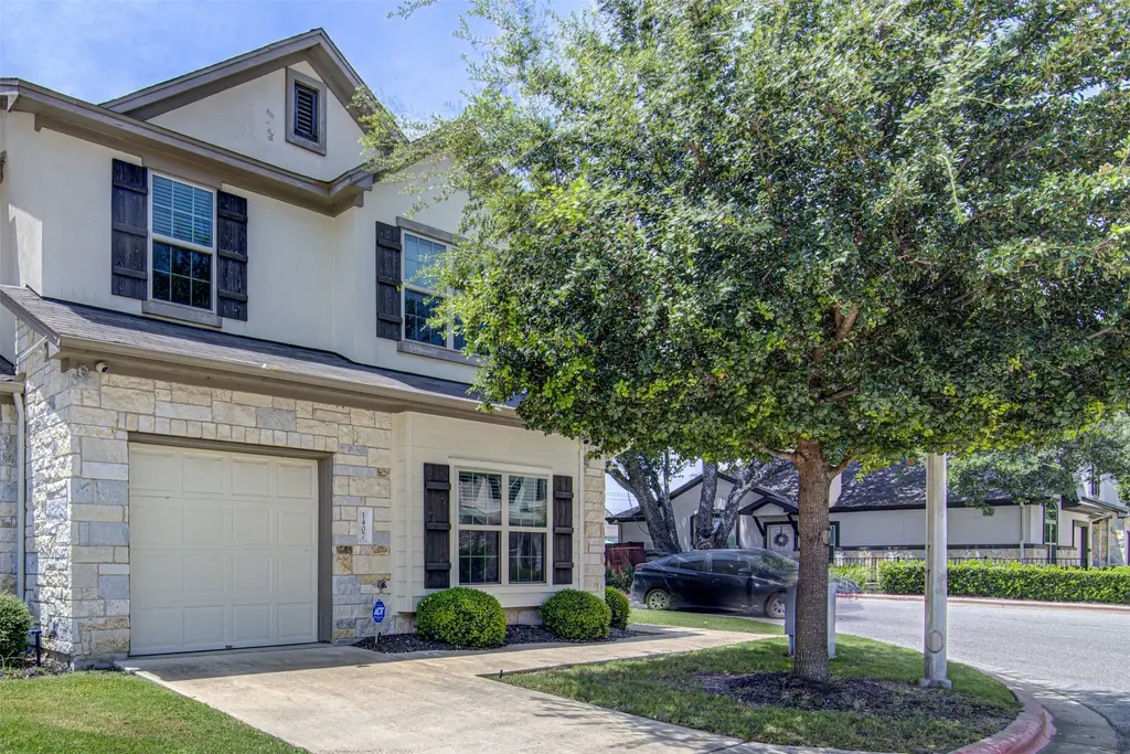 1407 Airedale Road 1104, Austin