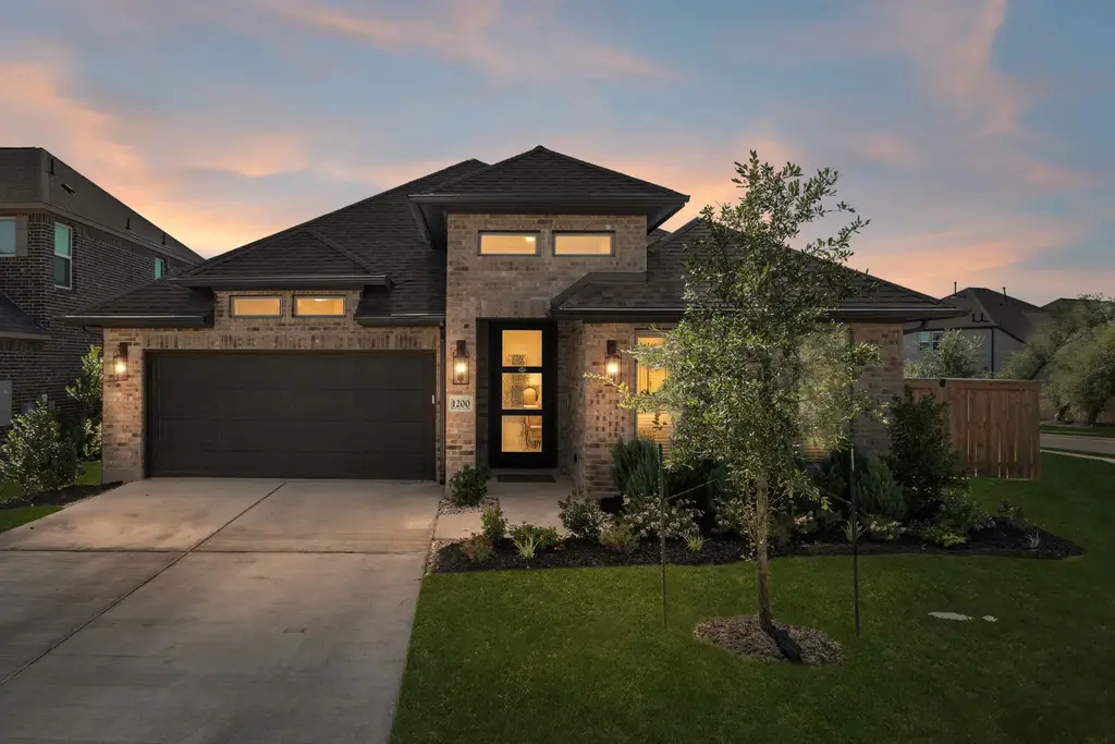 1200 Scenic Green Loop, Georgetown