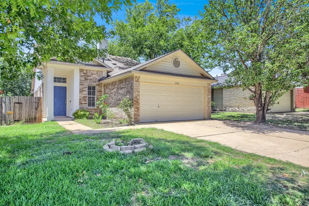 1609 Harness Raceway Street, Pflugerville