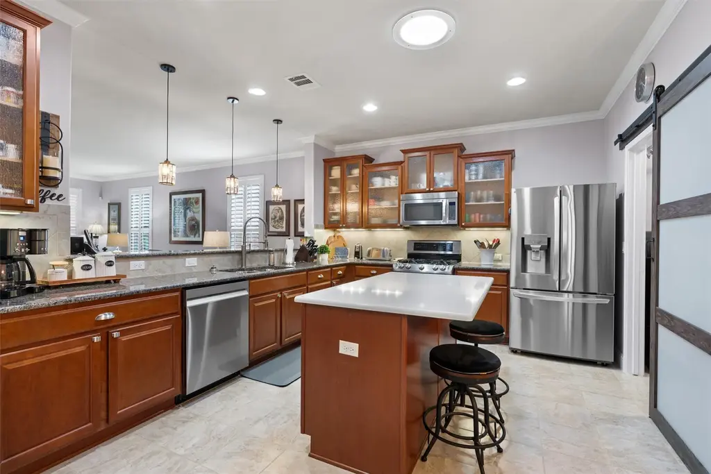 101 Copperas Creek Cove, Georgetown