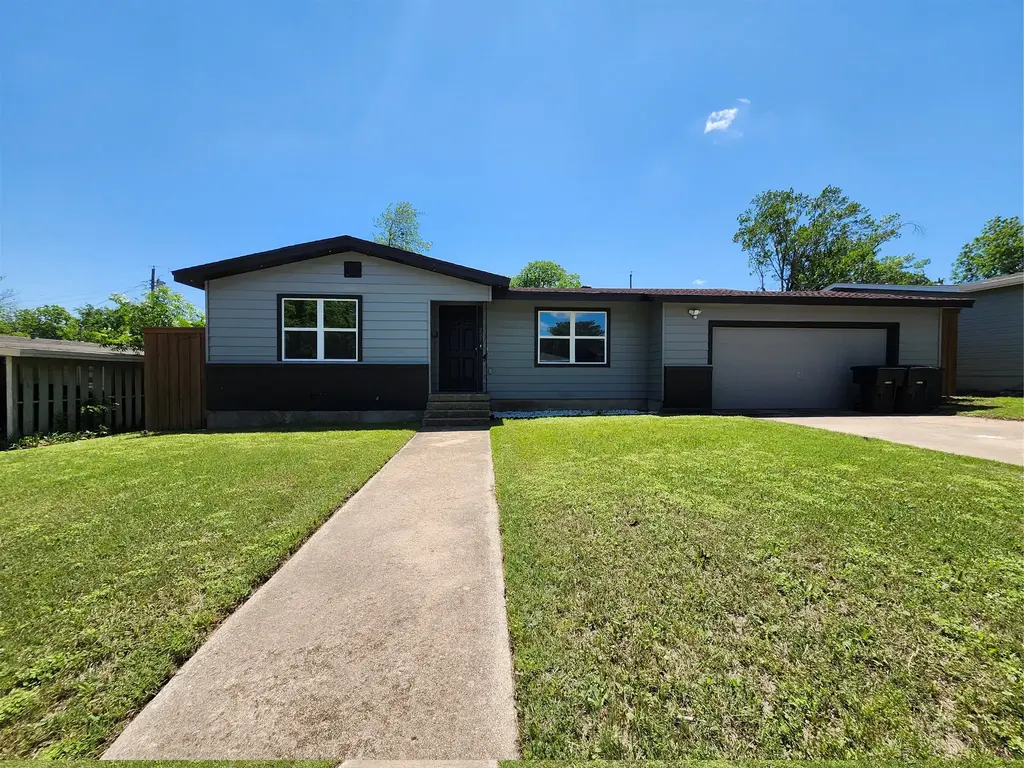 209 W Victory Avenue, Temple