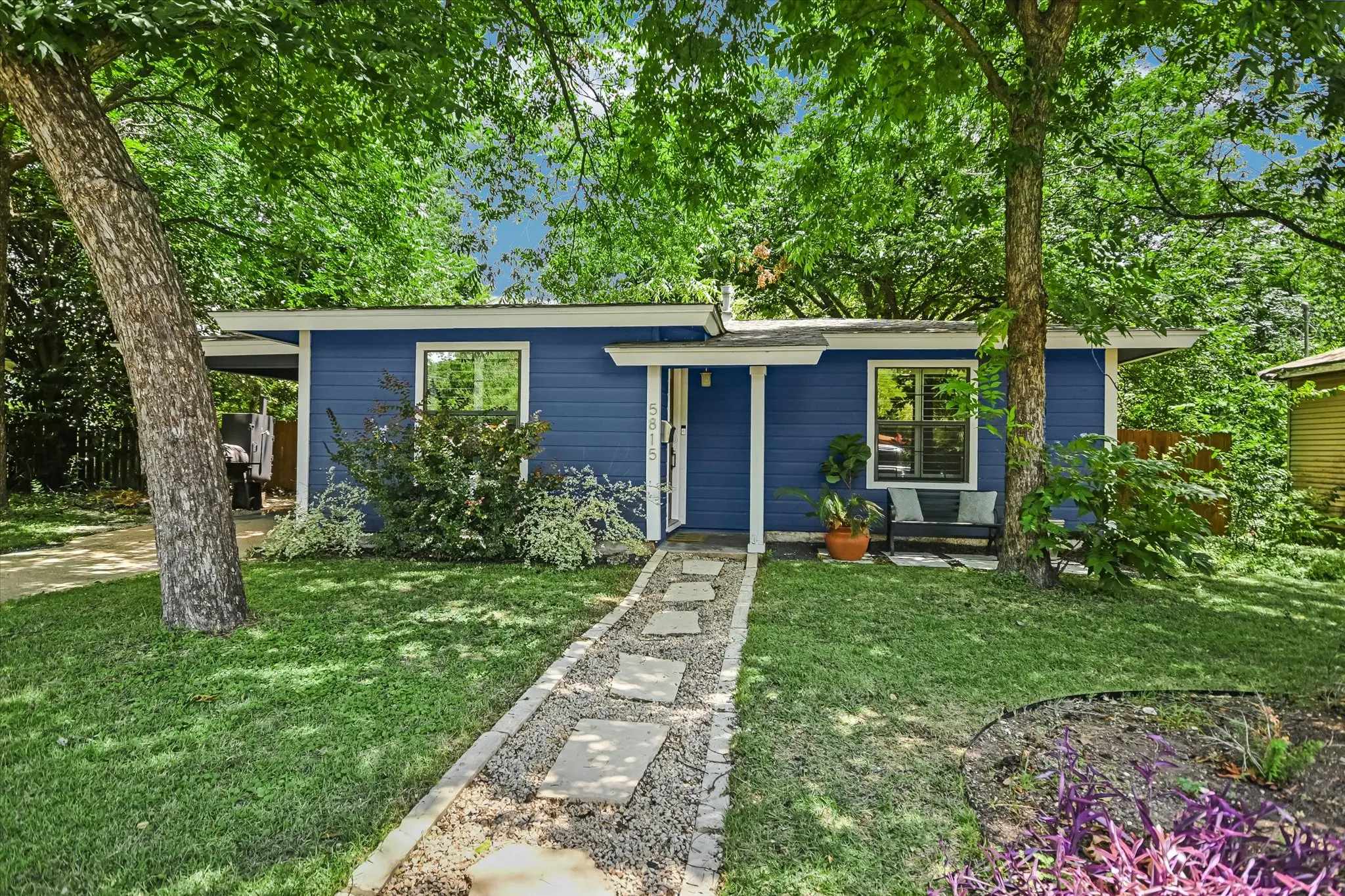 Photo of Listing #2538148