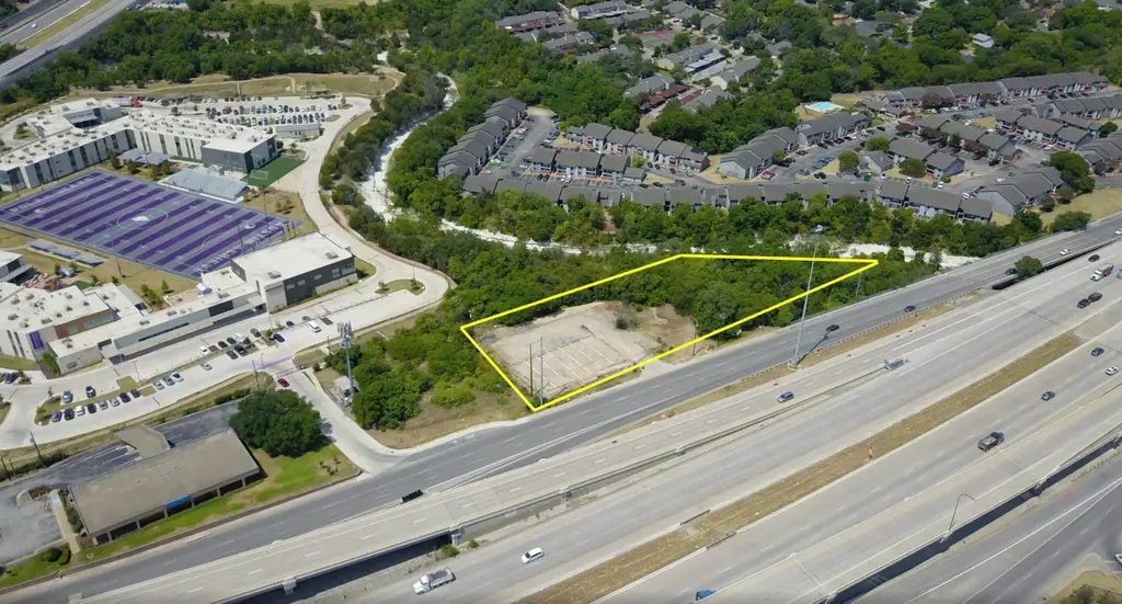 2215 E Anderson Lane, Austin