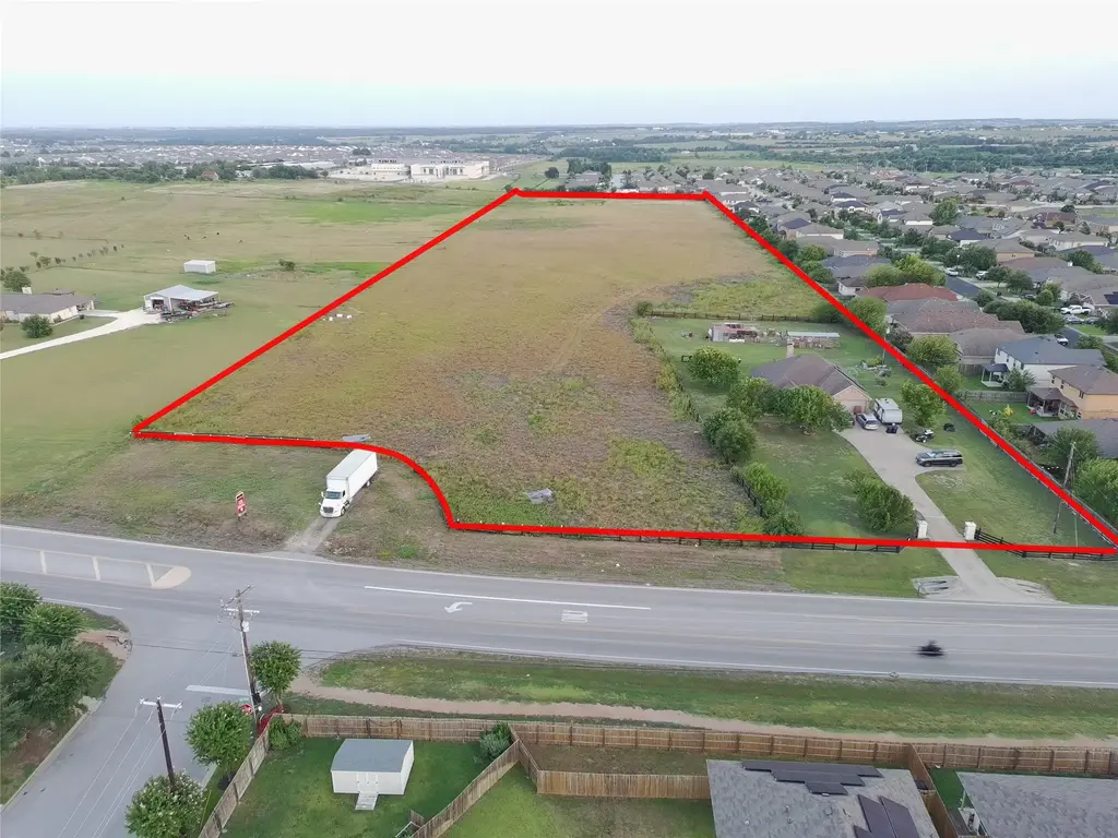 1100 County Road 313, Jarrell