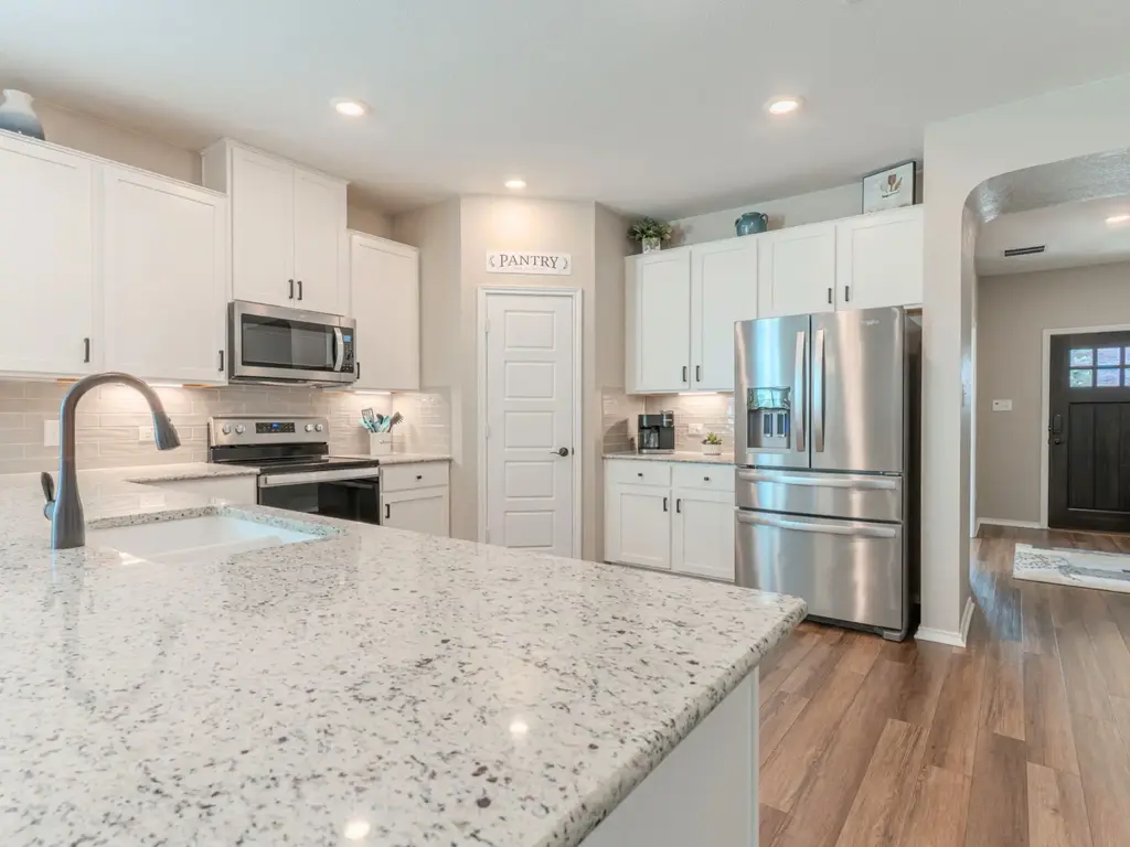 100 Kennicott Drive, Kyle