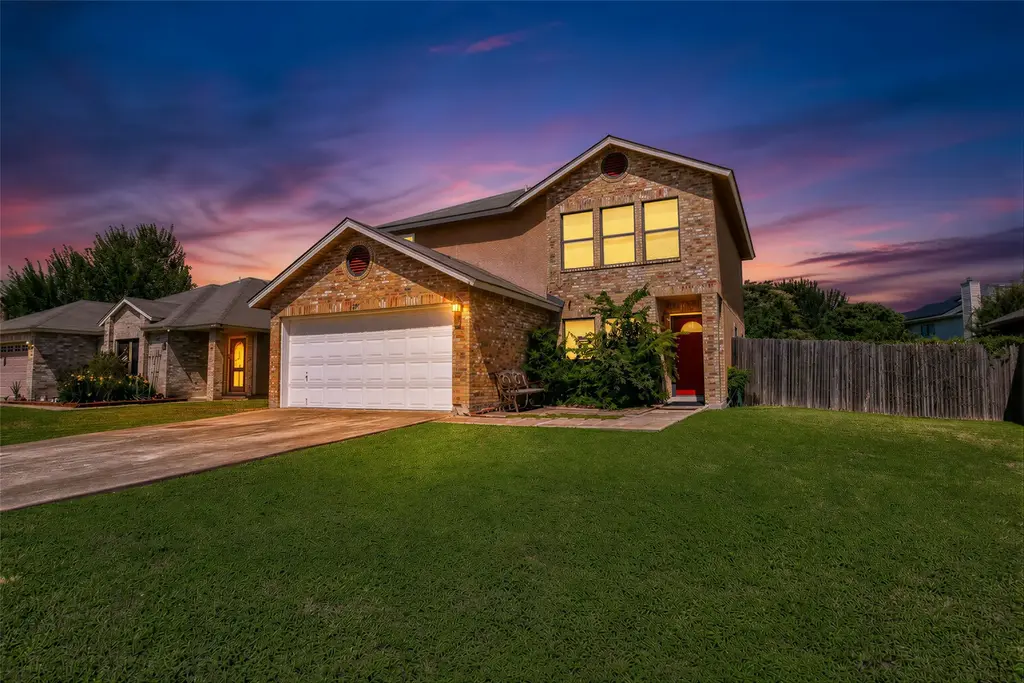 1347 Lakeside Loop, Round Rock