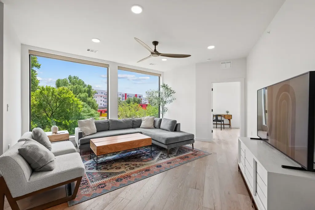 2209 S 1st Street 328a, Austin
