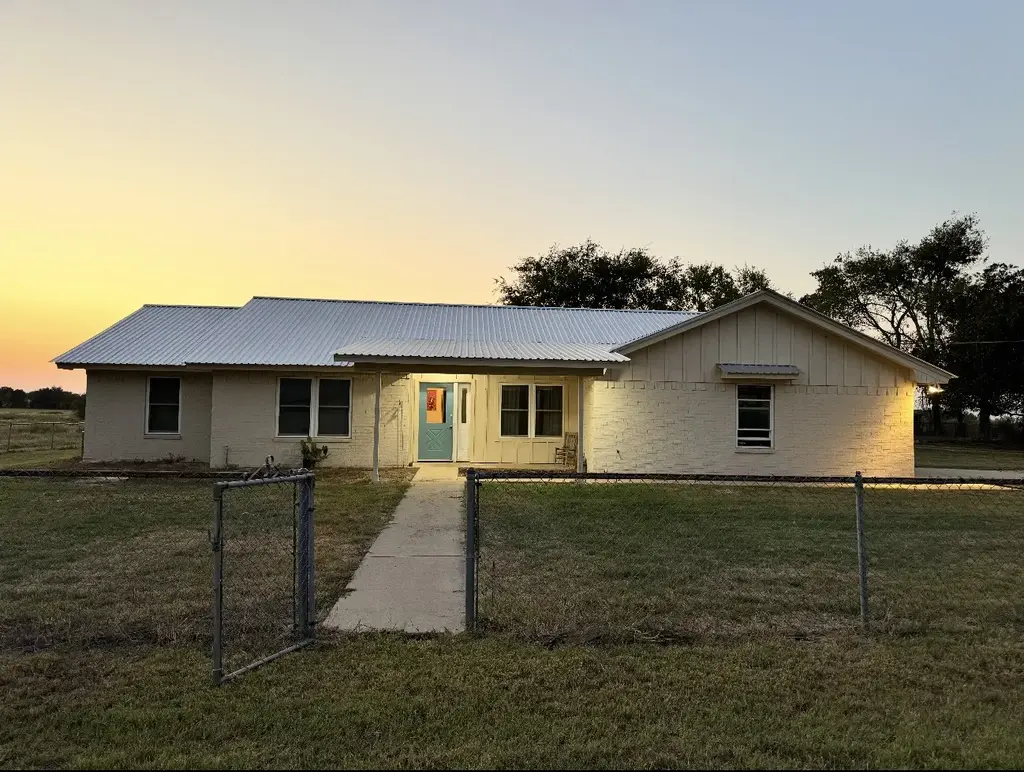 15892 Wood Rd Highway, Holland