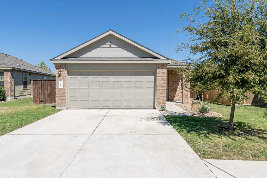 108 Circle Way, Jarrell
