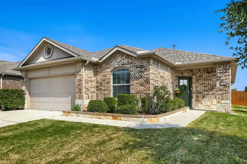 141 Marienfeld Lane, Georgetown