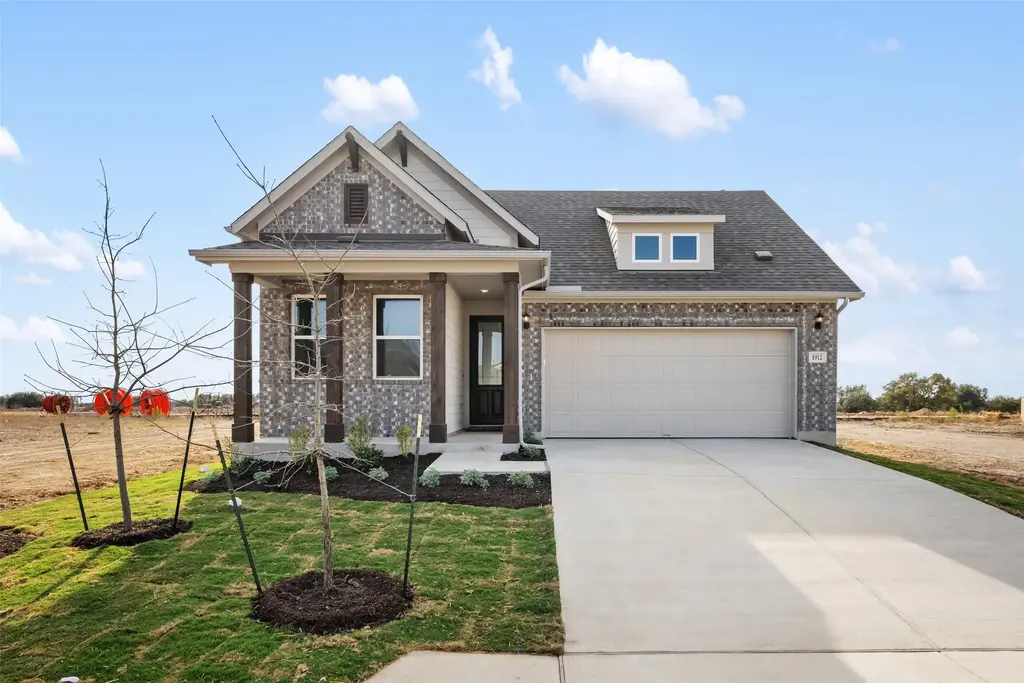 126 Arlington Park Loop, Hutto