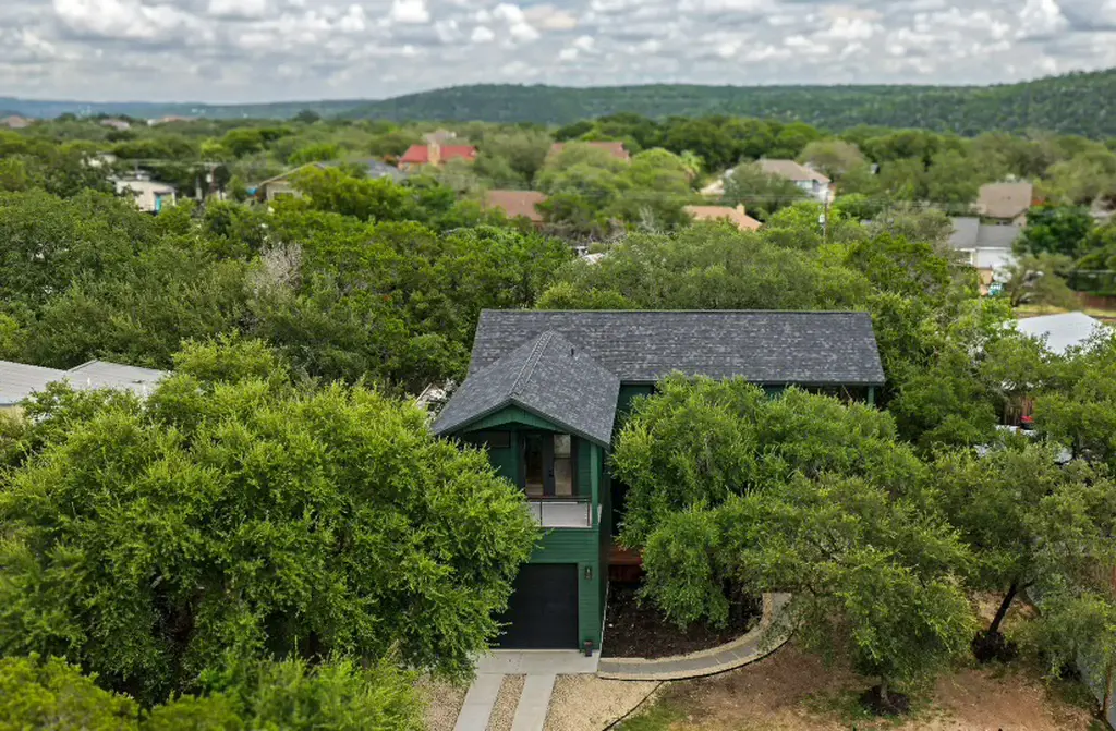 1301 Minnie Drive, Austin