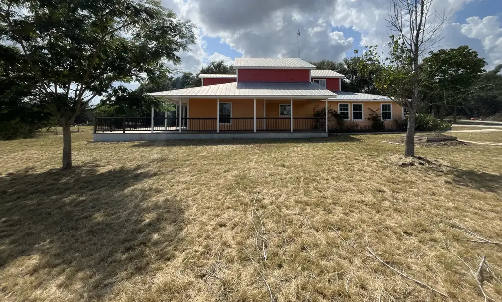 524 Rangeland Road, Blanco