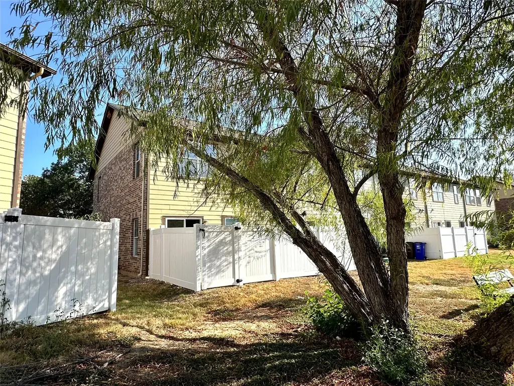 1900 Little Elm Trail 78, Cedar Park