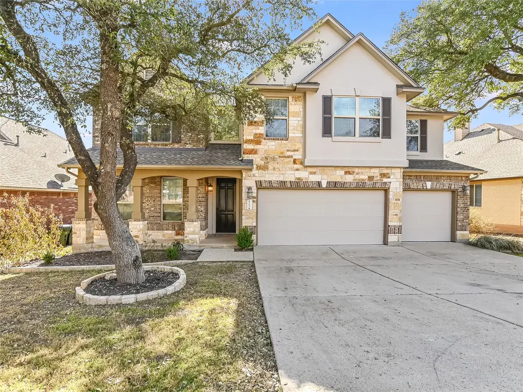 4705 Pyrenees, Bee Cave