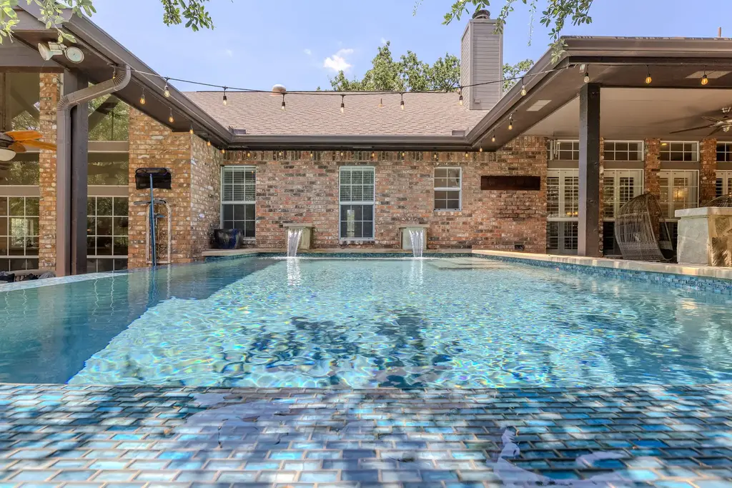 105 Bonnie Rose, Georgetown