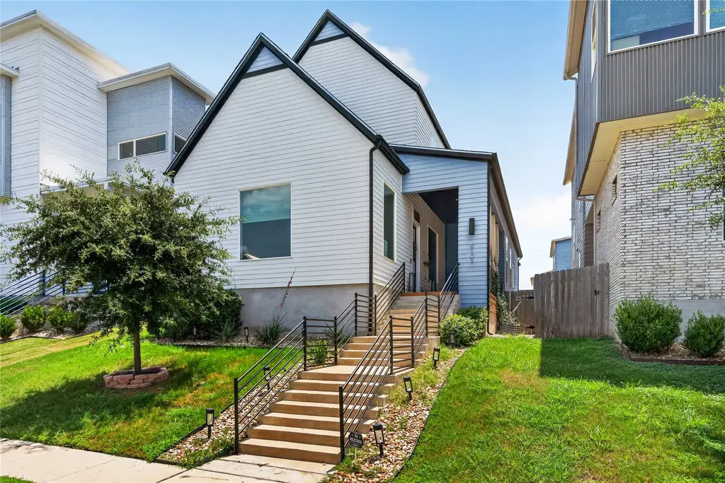 6105 Florencia Lane, Austin