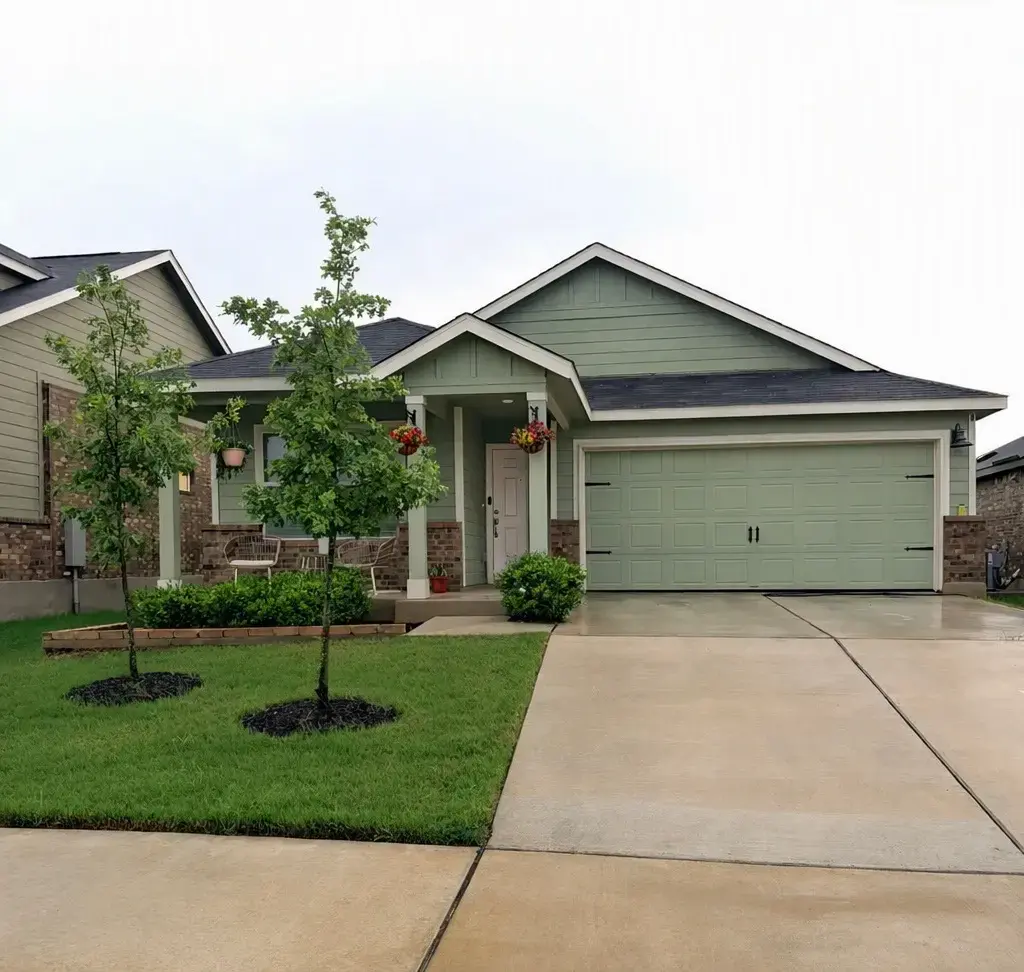 303 Alamito Avenue, Kyle