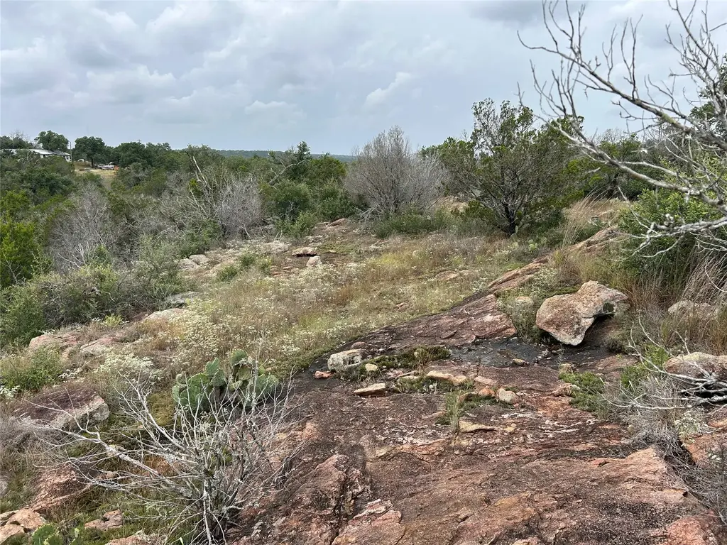 125 Live Oak Road, Burnet