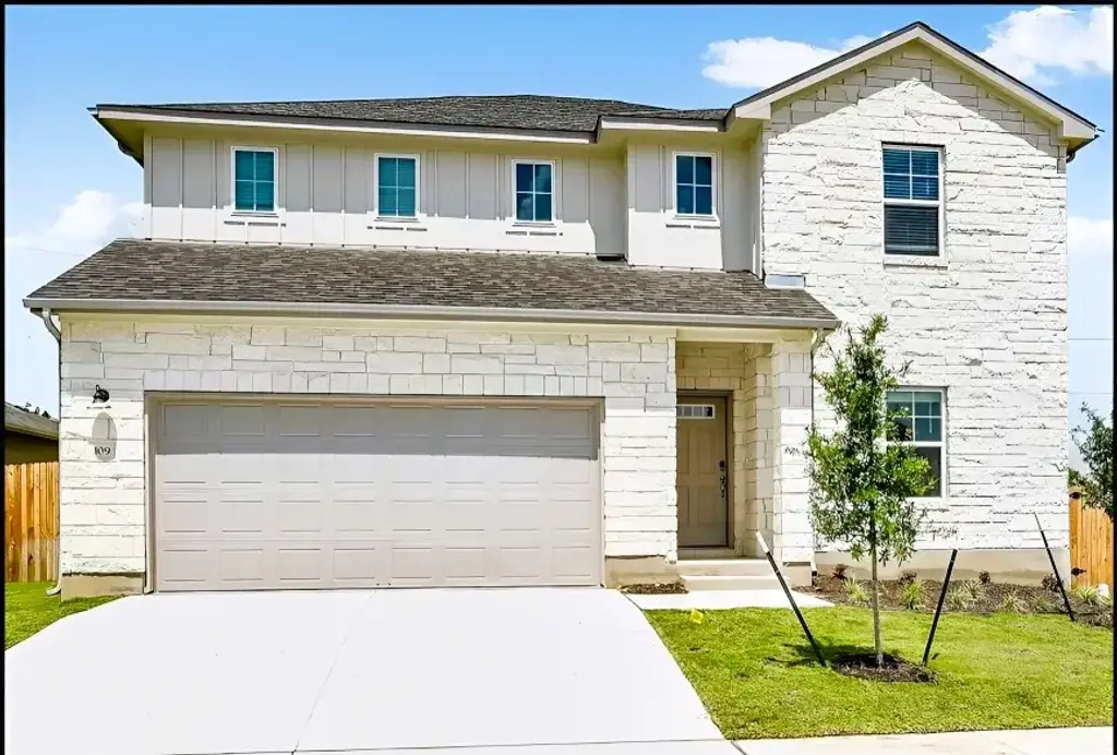 109 Fairmeadow Downs Drive, Hutto