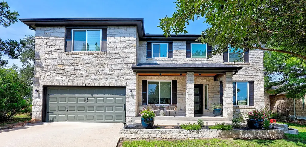 1116 Applerock, Leander