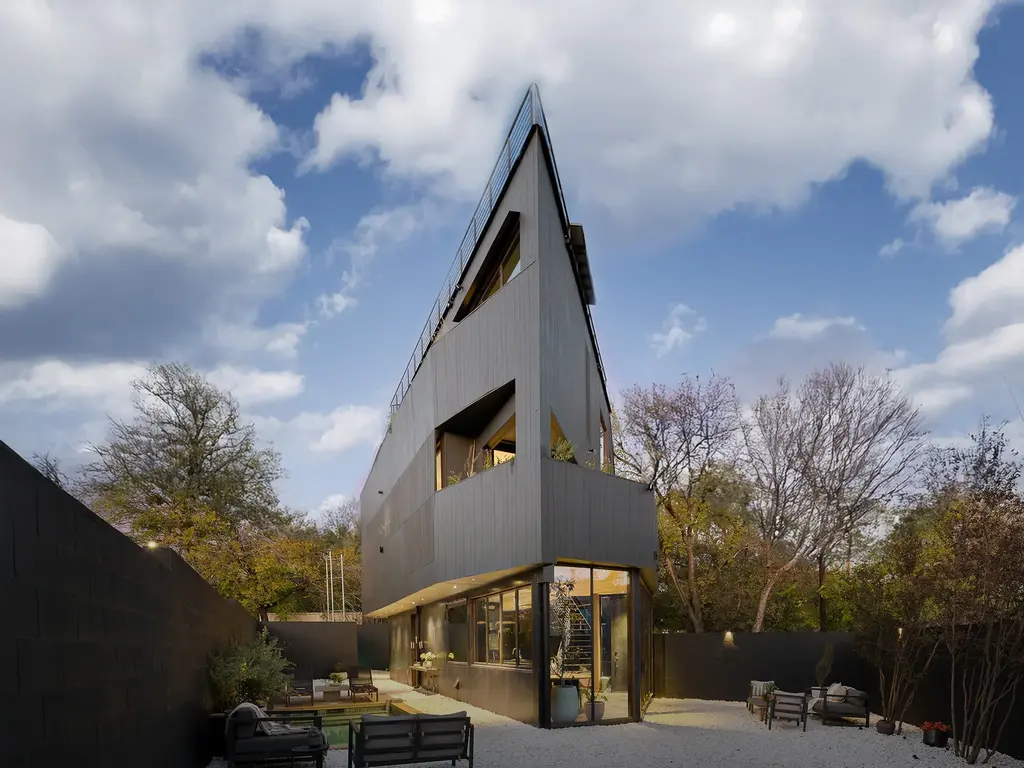 2302 E 11th Street, Austin