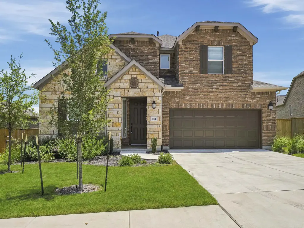 351 Jackson River Loop, Kyle