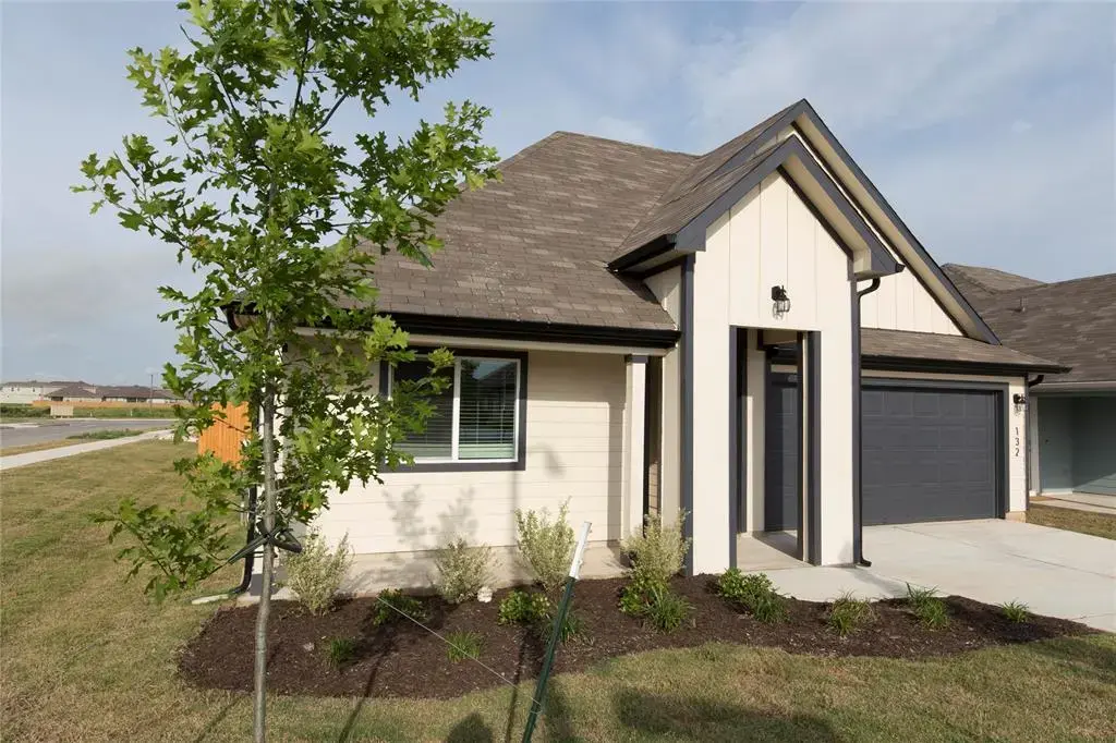 132 Fort Clark Springs Drive, Hutto