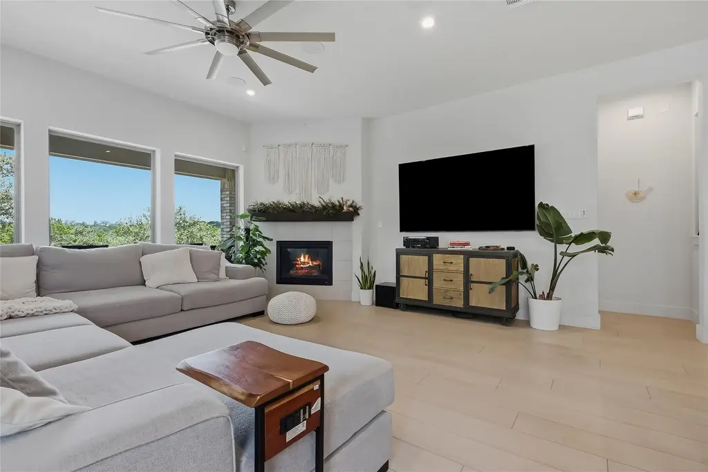 8407 Prairie Rye Drive, Lago Vista
