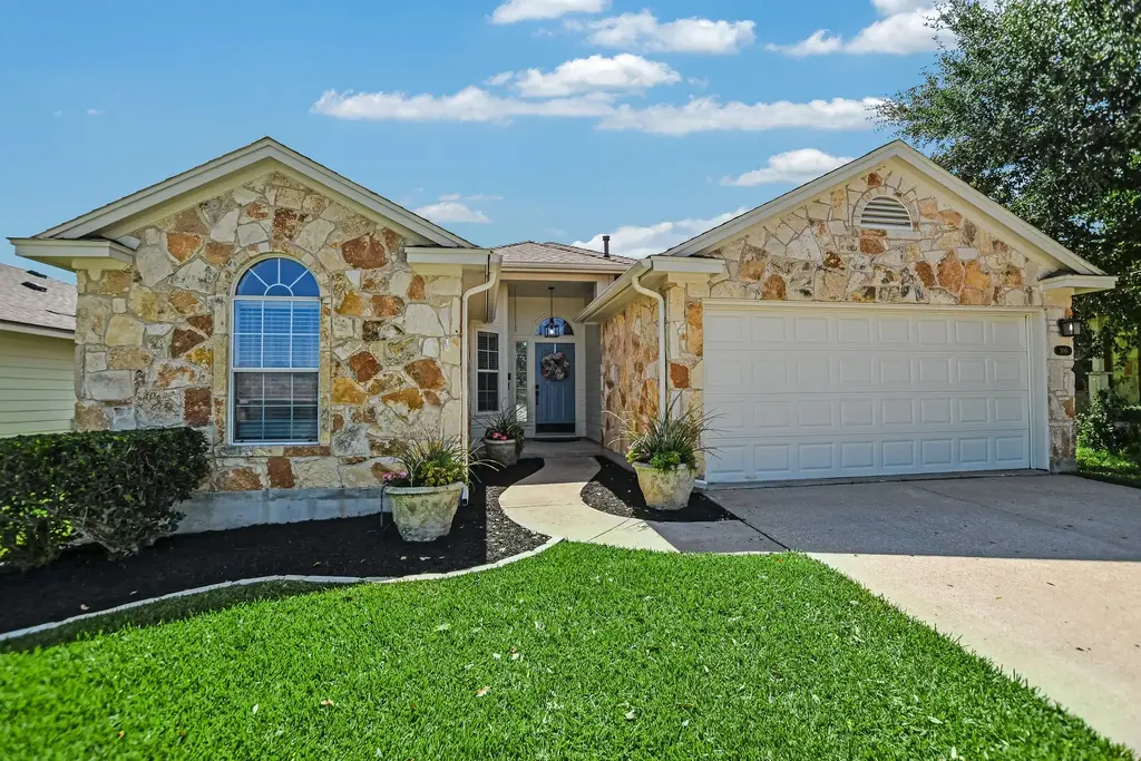 300 Fistral Drive, Hutto