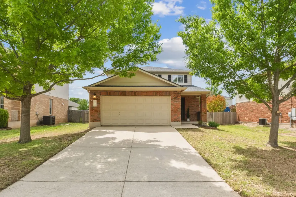 211 Banner Avenue, Leander