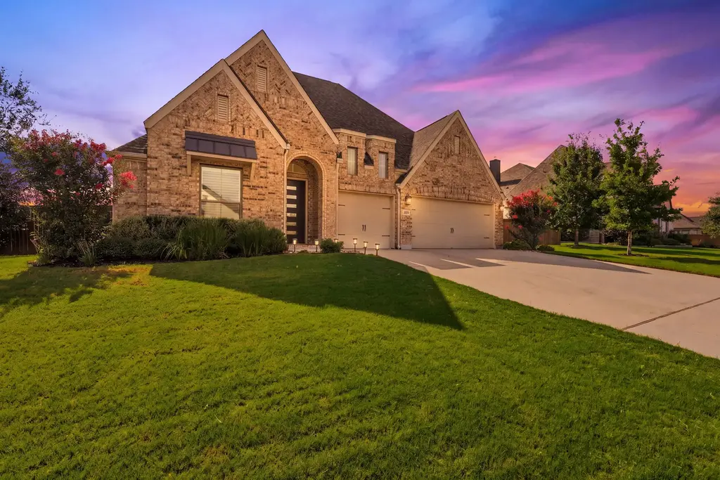 475 Desert Willow Way, Austin