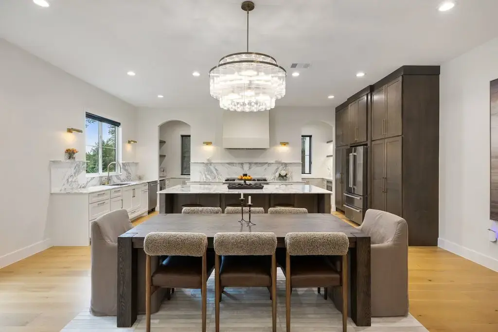 1362 Flint Rock Loop, Driftwood