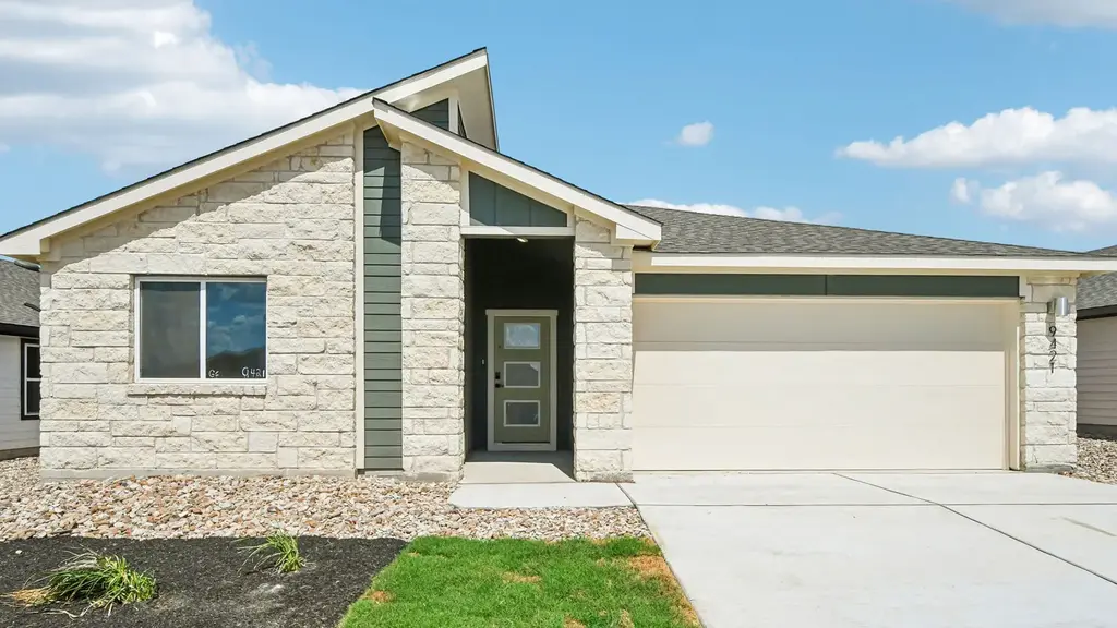 9421 Buckstitch Saddle Drive, Austin