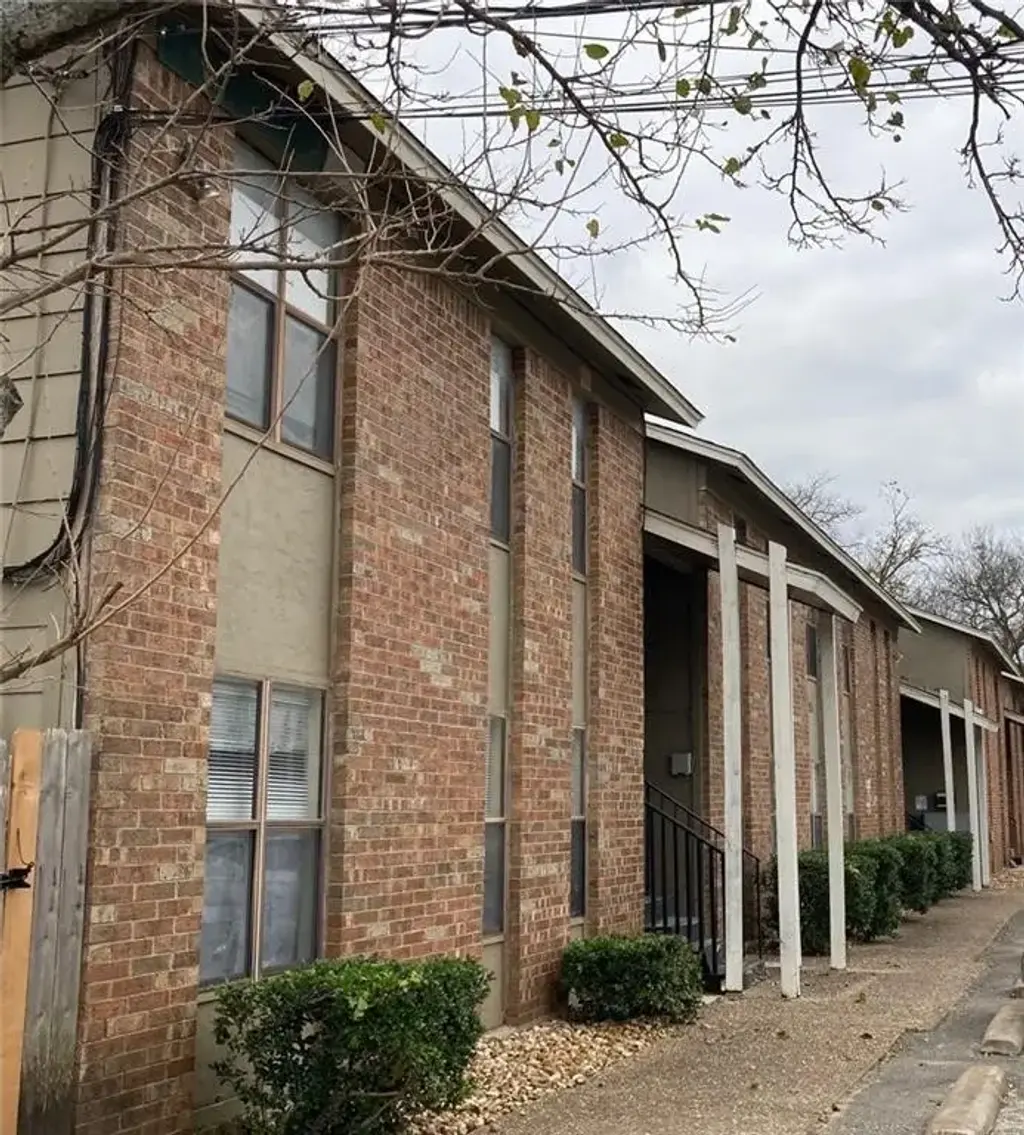 1203 W 49th Street E, Austin