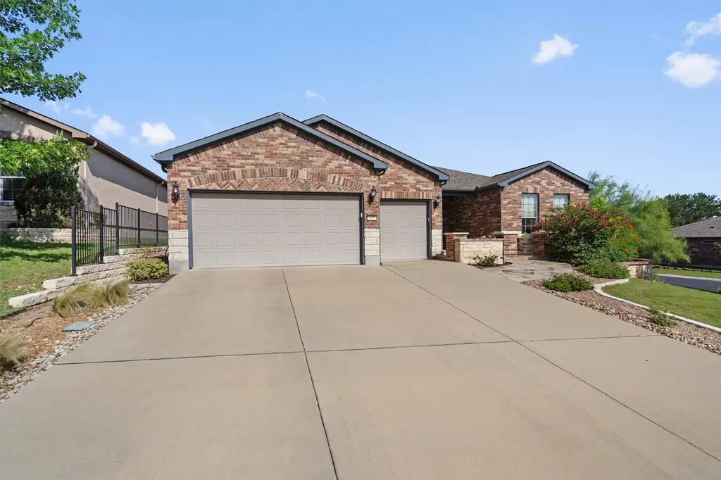 105 Duck Creek Lane, Georgetown