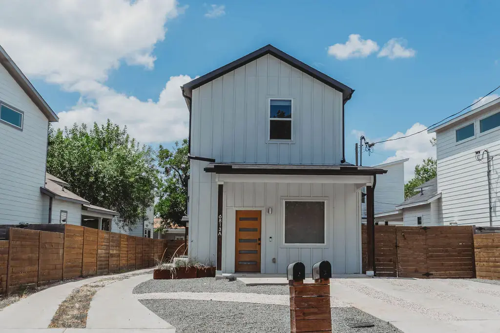 6813 Porter Street A, Austin