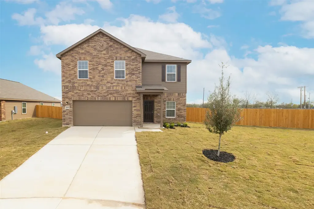 14301 Prairie Sod Lane, Elgin