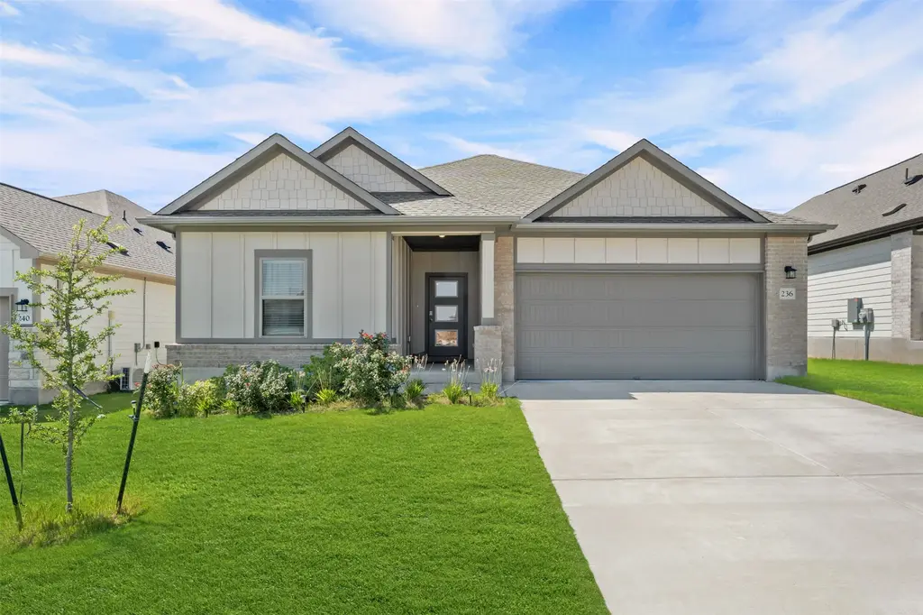 236 Lazy Lizzy Road, Jarrell