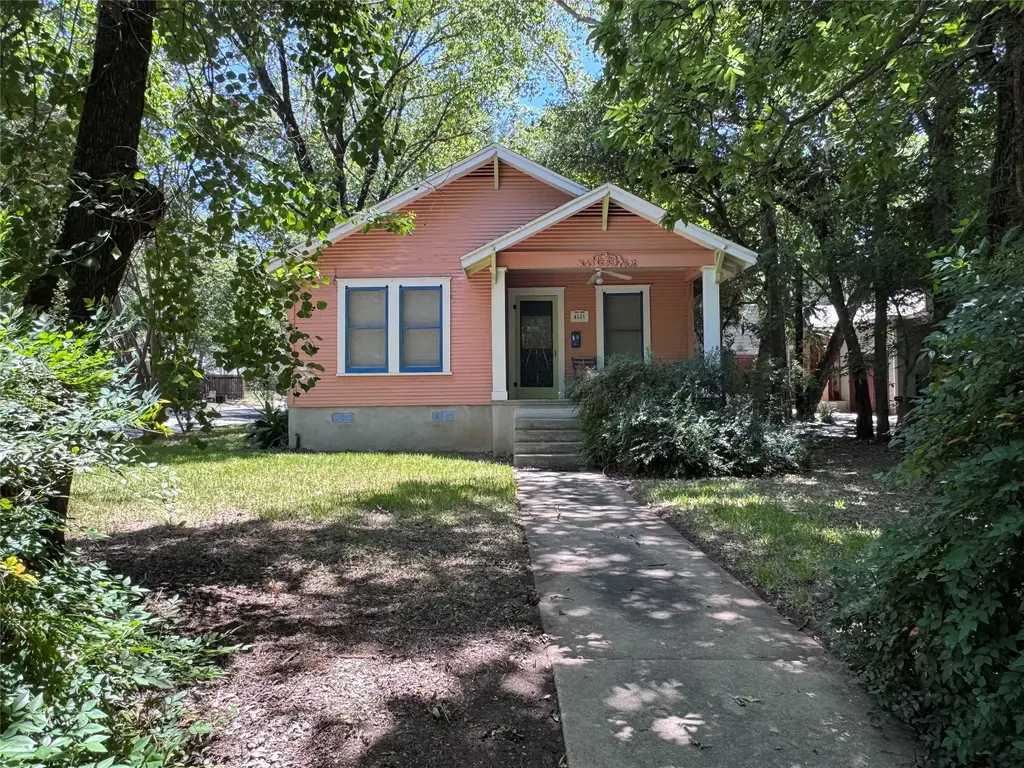 4531 Speedway, Austin