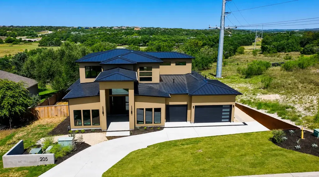 205 Waters View Court, Dripping Springs