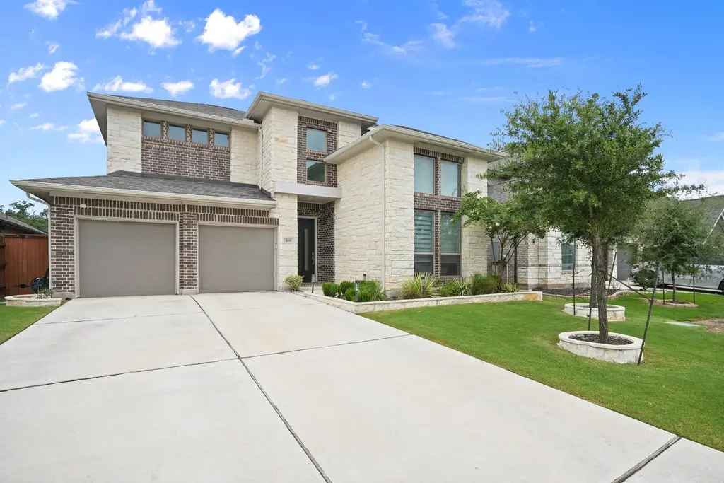 205 Night Bloom Path, Liberty Hill