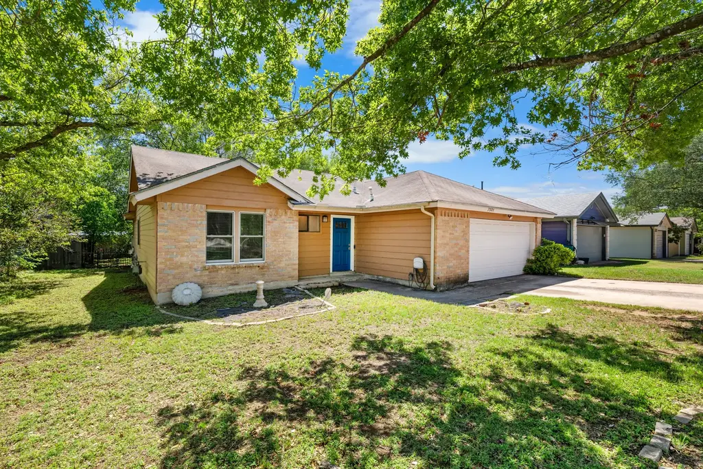 7501 Whistlestop Drive, Austin