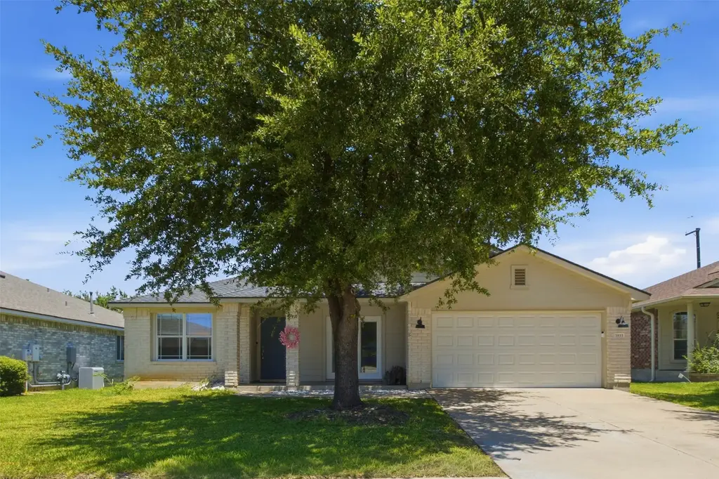 3933 Rolling Canyon Trail, Round Rock