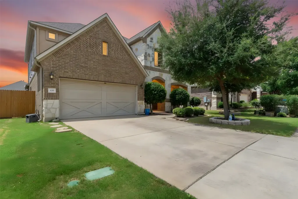 459 Clear Springs Hollow, Buda