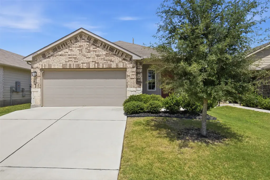 14016 Ballast Drive, Elgin